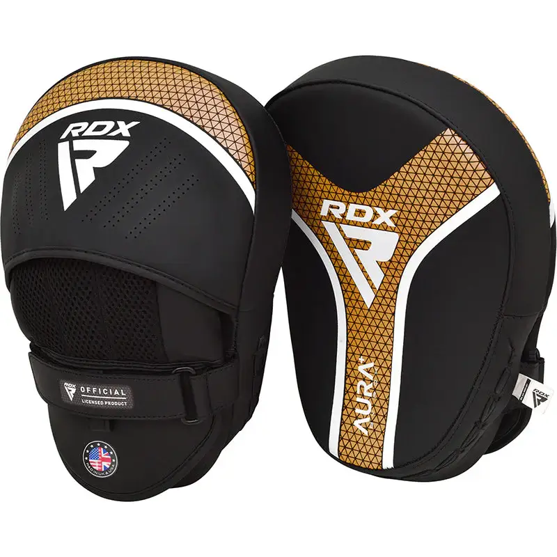 כרית מגן יד לאגרוף שחור זהב RDX Aura Pad Black Golden T17